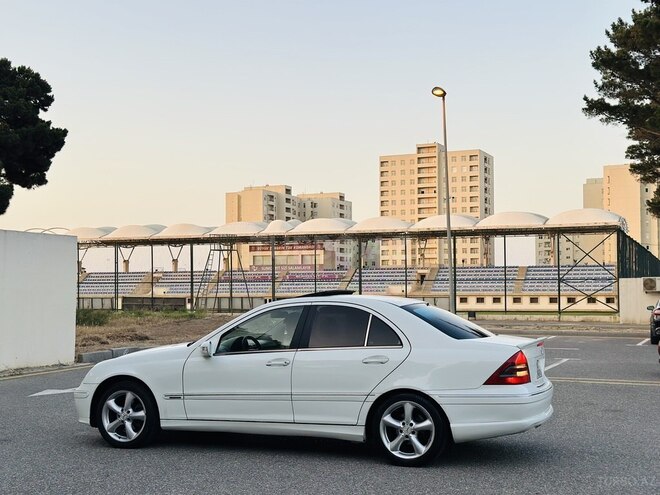 Mercedes C 240 2002, 209,881 km - 2.6 l - Sumqayıt
