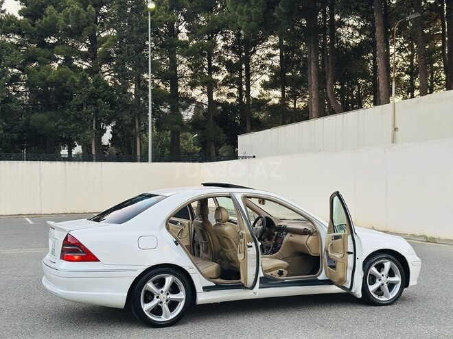 Mercedes C 240 2002, 209,881 km - 2.6 l - Sumqayıt
