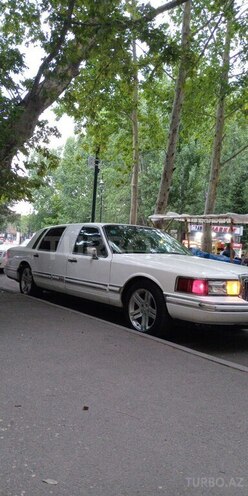Lincoln Town Car 1994, 271,095 km - 4.6 l - Mingəçevir