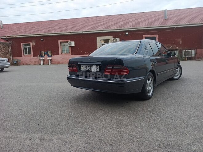 Mercedes E 270 2000, 34,000 km - 2.7 l - Bakı