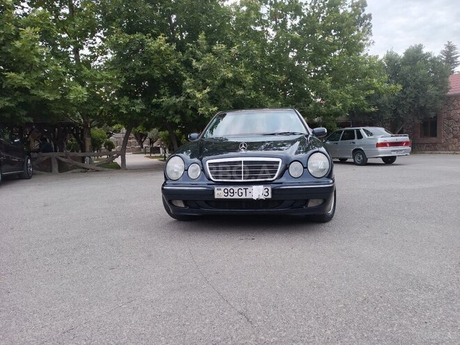 Mercedes E 270 2000, 34,000 km - 2.7 l - Bakı