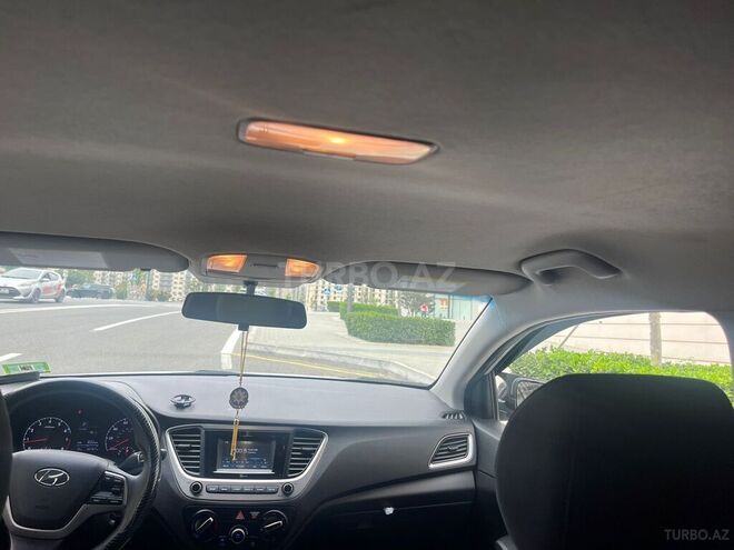 Hyundai Accent 2018, 131,966 km - 1.6 l - Bakı