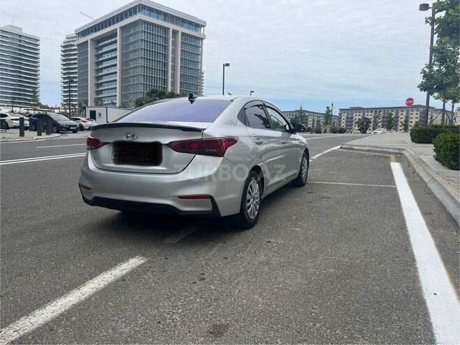 Hyundai Accent 2018, 131,966 km - 1.6 l - Bakı