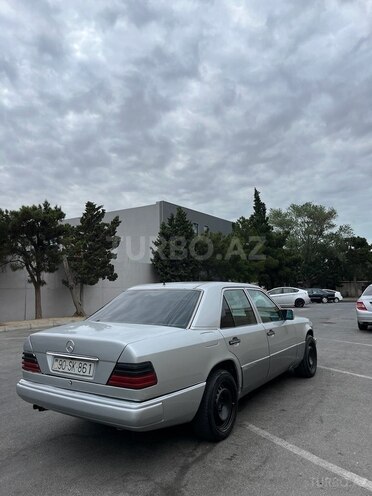 Mercedes E 300 d 1993, 333,333 km - 3.0 l - Bakı