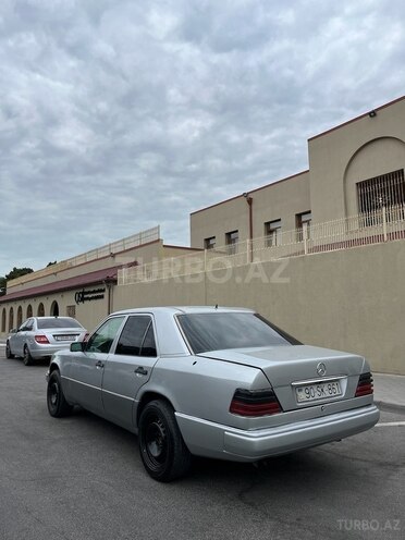 Mercedes E 300 d 1993, 333,333 km - 3.0 l - Bakı