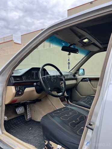 Mercedes E 300 d 1993, 333,333 km - 3.0 l - Bakı