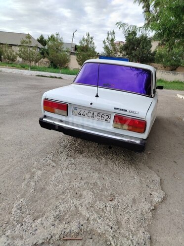 LADA (VAZ) 2107 1995, 531,940 km - 1.5 л - Salyan