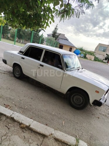LADA (VAZ) 2107 1995, 531,940 km - 1.5 л - Salyan