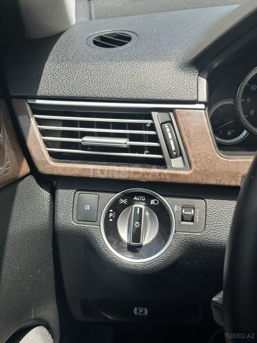 Mercedes E 300 2012, 241,000 km - 3.0 l - Bakı