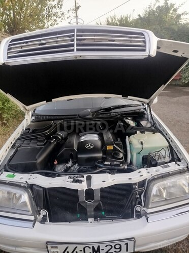 Mercedes C 240 1999, 287,563 km - 2.4 l - Masallı