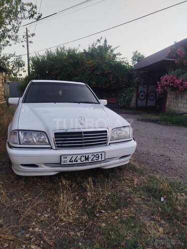 Mercedes C 240 1999, 287,563 km - 2.4 l - Masallı
