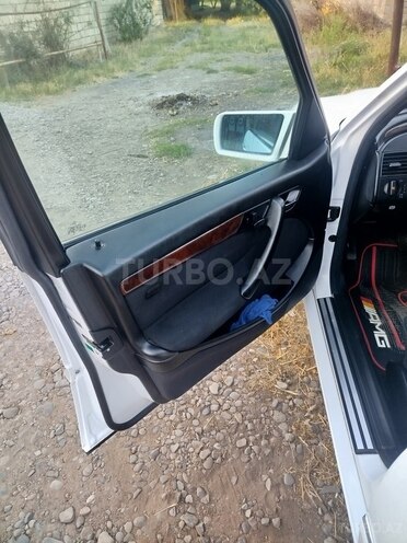 Mercedes C 240 1999, 287,563 km - 2.4 l - Masallı