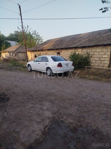 Mercedes C 240 1999, 287,563 km - 2.4 l - Masallı