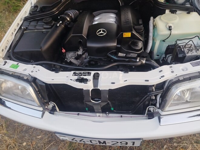 Mercedes C 240 1999, 287,563 km - 2.4 l - Masallı