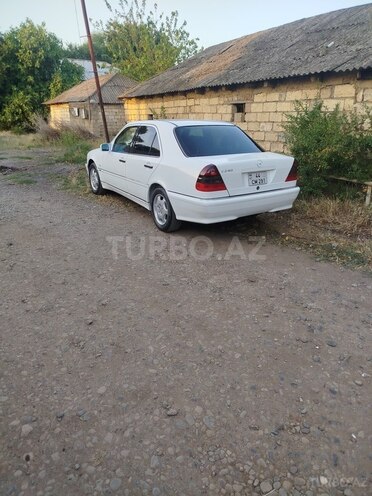 Mercedes C 240 1999, 287,563 km - 2.4 l - Masallı