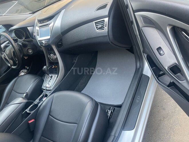 Hyundai Elantra 2012, 200,000 km - 1.6 l - Bakı