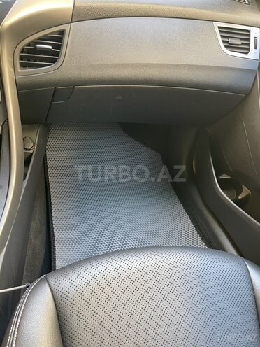 Hyundai Elantra 2012, 200,000 km - 1.6 l - Bakı