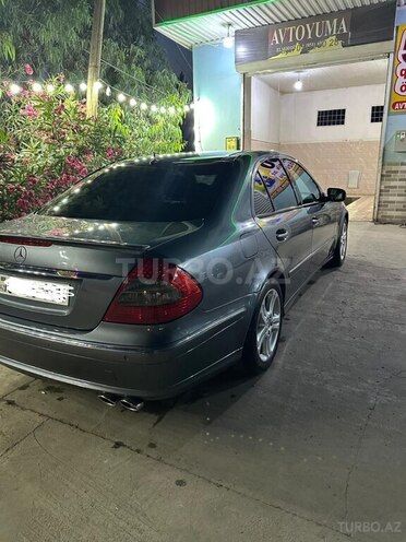 Mercedes E 280-7