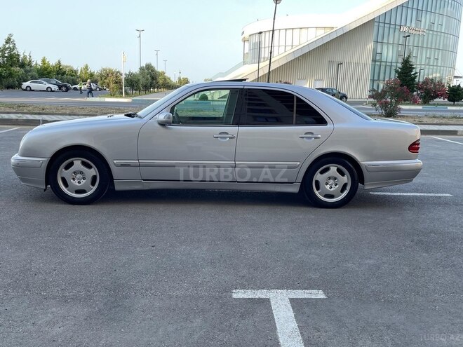Mercedes E 220 d 2000, 310,000 km - 2.2 l - Sumqayıt