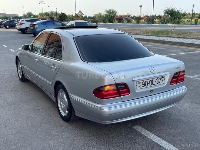 Mercedes E 220 d 2000, 310,000 km - 2.2 l - Sumqayıt