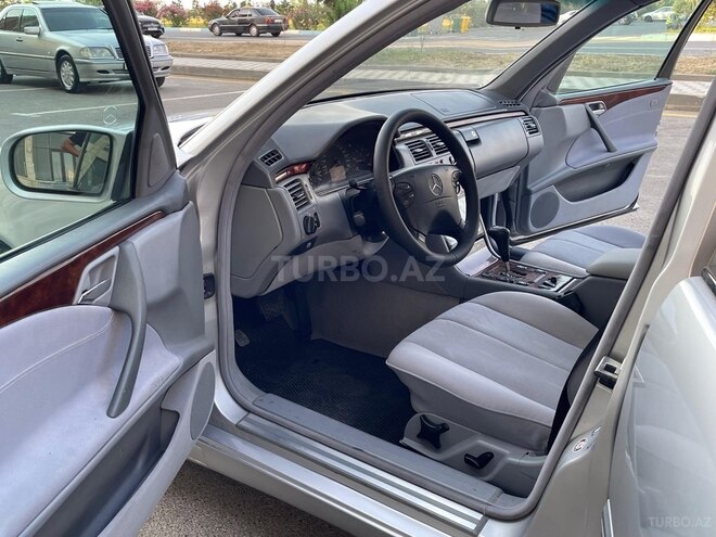 Mercedes E 220 d 2000, 310,000 km - 2.2 l - Sumqayıt