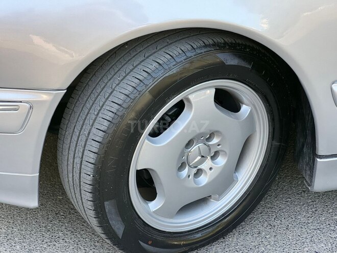 Mercedes E 220 d 2000, 310,000 km - 2.2 l - Sumqayıt