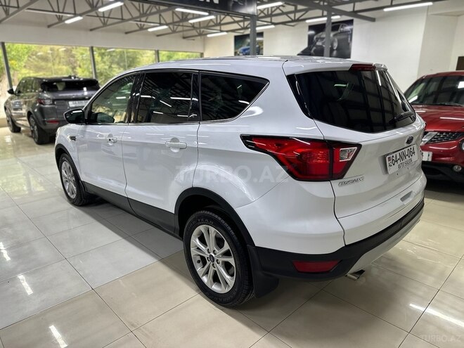 Ford Escape-6