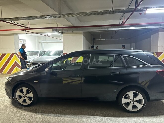 Opel Astra 2016, 233,000 km - 1.6 l - Bakı