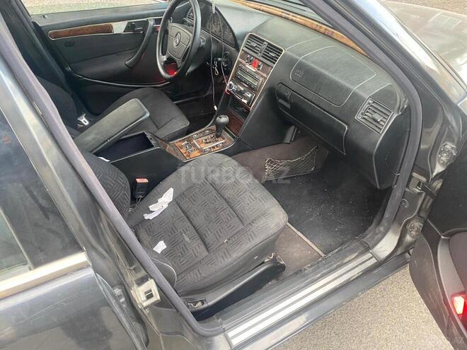 Mercedes C 240 1999, 204,000 km - 2.4 l - Ağcabədi