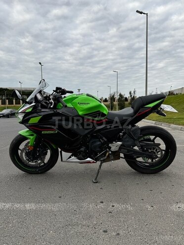 Kawasaki Ninja 650-5