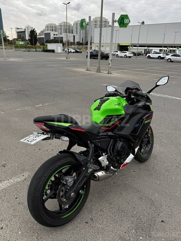 Kawasaki Ninja 650-6