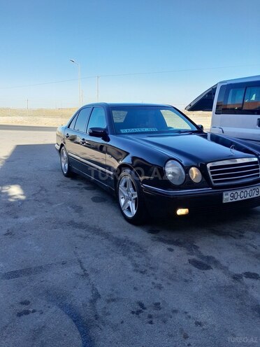 Mercedes E 260 1998, 434,000 km - 2.6 l - Bakı