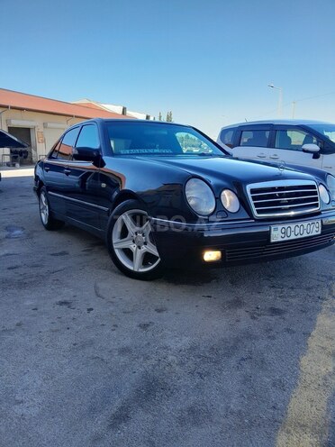 Mercedes E 260 1998, 434,000 km - 2.6 l - Bakı