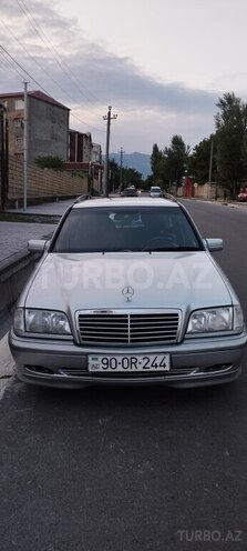 Mercedes C 200 2000, 596,283 km - 2.0 л - Şəki