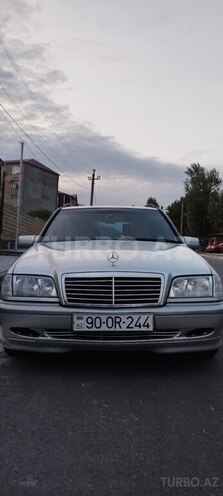 Mercedes C 200 2000, 596,283 km - 2.0 л - Şəki