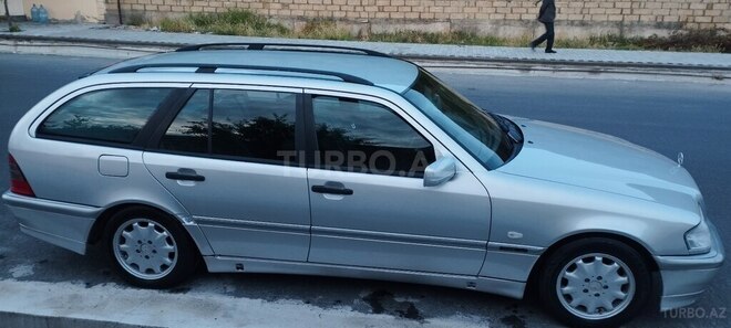 Mercedes C 200 2000, 596,283 km - 2.0 л - Şəki