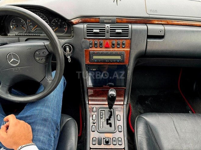 Mercedes E 260 1998, 434,000 km - 2.6 l - Bakı