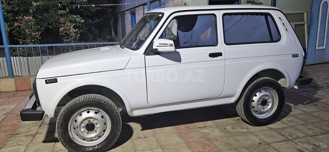 LADA (VAZ) Niva 2010, 200,000 km - 1.7 l - Bakı