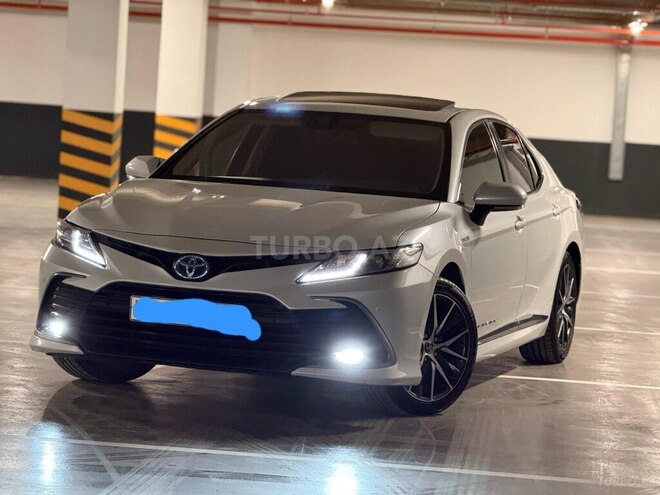 Toyota Camry-1
