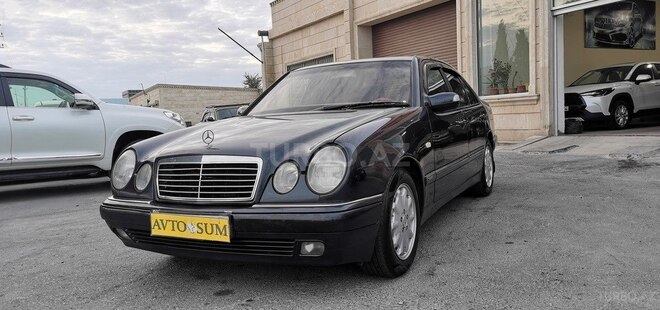 Mercedes E 230 1996, 289,000 km - 2.3 l - Sumqayıt