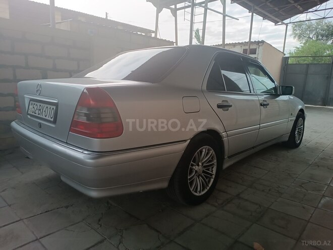 Mercedes C 180 1995, 327,000 km - 1.8 l - Salyan