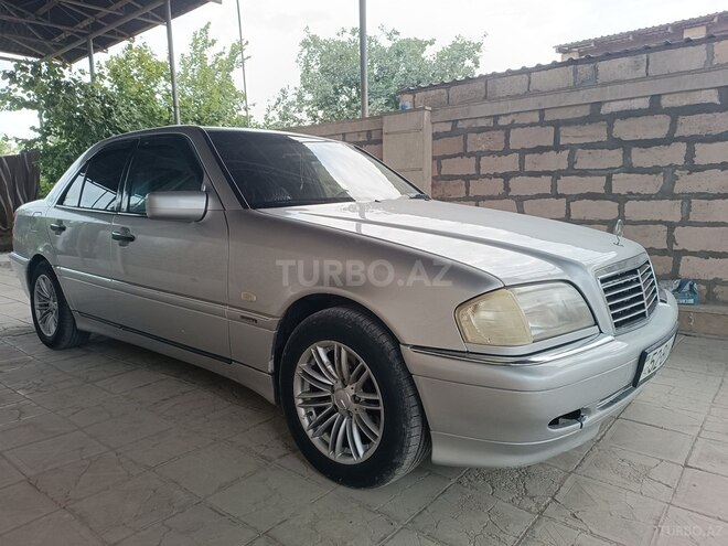 Mercedes C 180 1995, 327,000 km - 1.8 l - Salyan