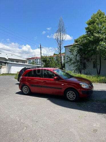 Kia Rio 2009, 250,000 km - 1.5 l - Qəbələ