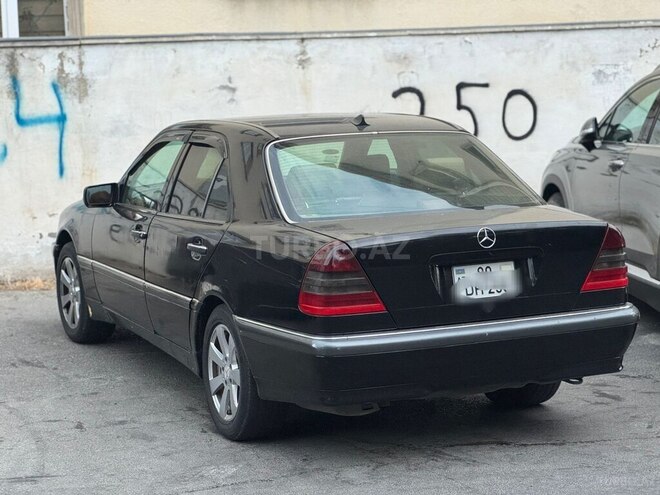 Mercedes C 230 1999, 240,000 km - 2.3 l - Bakı