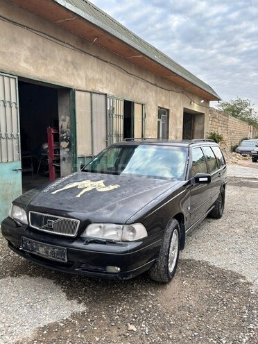 Volvo  1999, 154,554 km - 2.0 l - Bakı