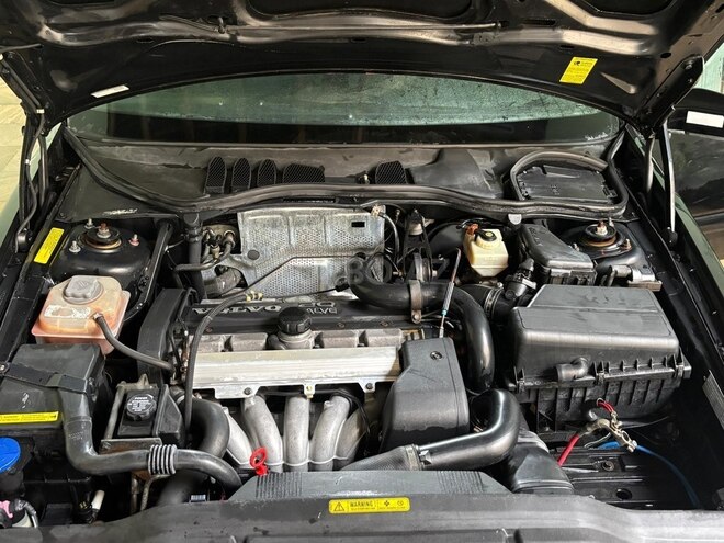 Volvo  1999, 154,554 km - 2.0 l - Bakı