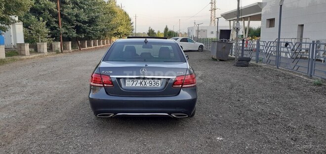 Mercedes E 220 d 2014, 286,000 km - 2.2 л - Bakı