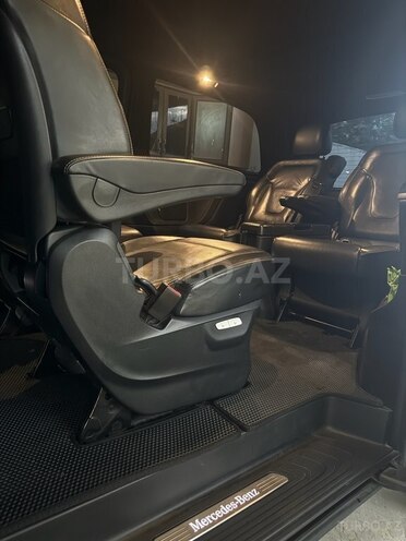 Mercedes V 220 2017, 165,000 km - 2.2 л - Bakı