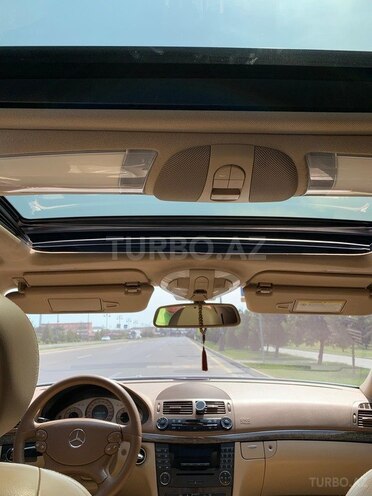 Mercedes E 280-6