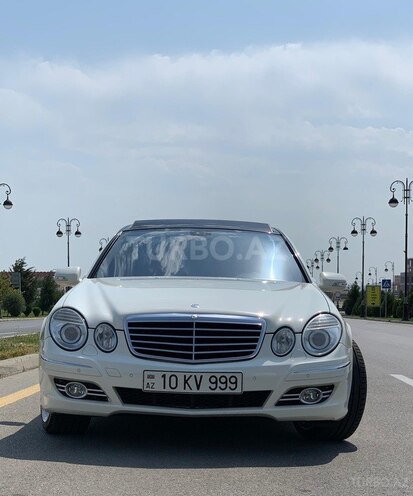 Mercedes E 280-4